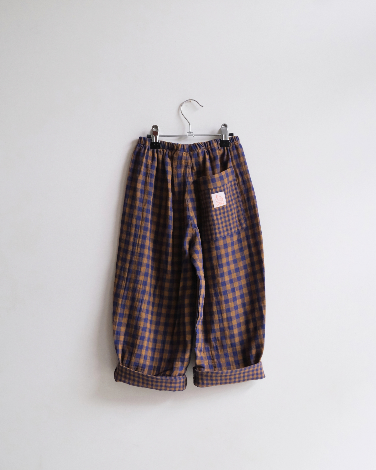 WOBBLY PANTS