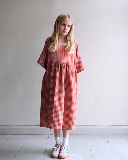 EASY DRESS