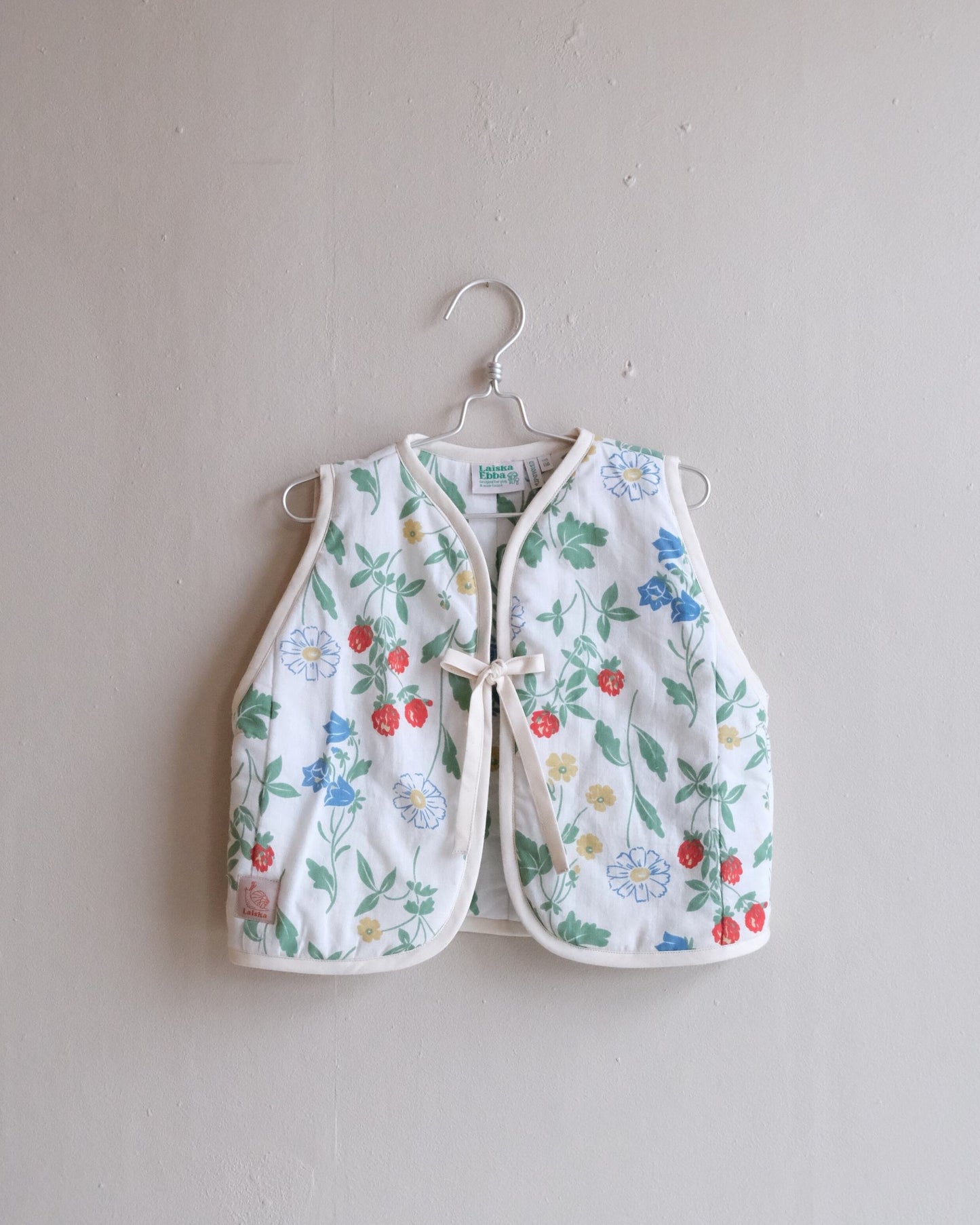 QUILTED VEST size 110/116