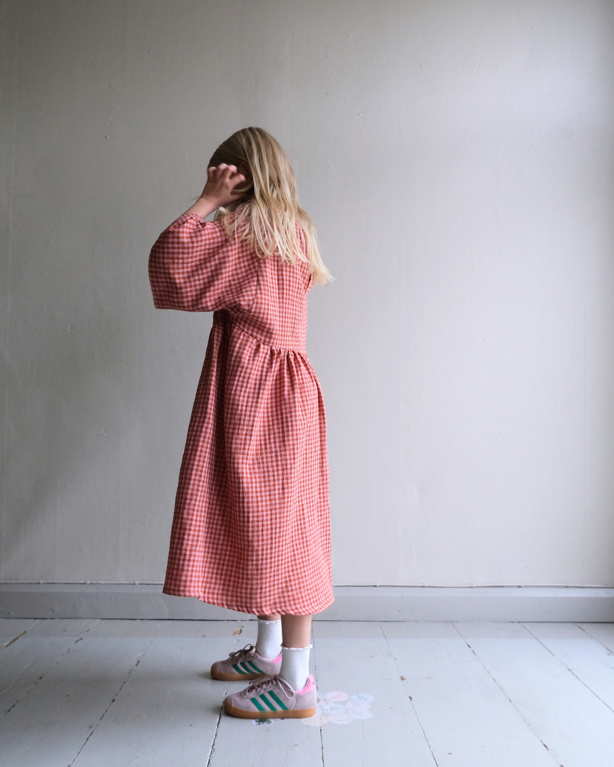 EASY DRESS