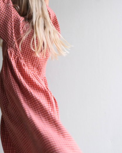 EASY DRESS