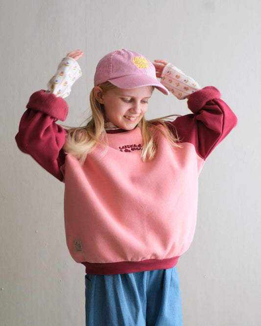 KIND OF PERFECT SWEATSHIRT