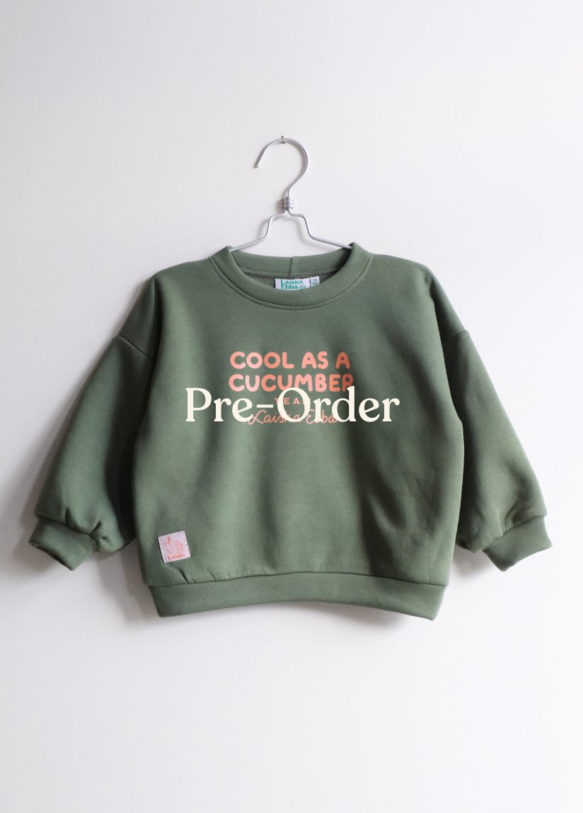 KURKKU KLEIDERBREITETES SWEATSHIRT