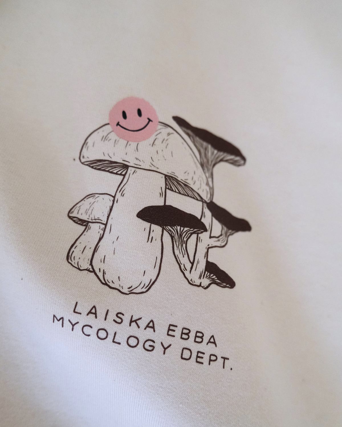 ROOTED T-SHIRT