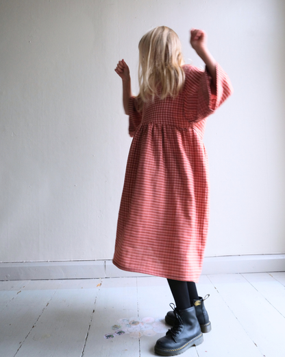 EASY DRESS