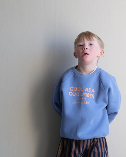 KURKKU KLEIDERBREITETES SWEATSHIRT
